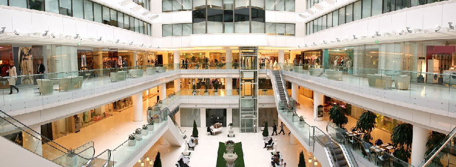 Shopping malls still win using retail traffic data