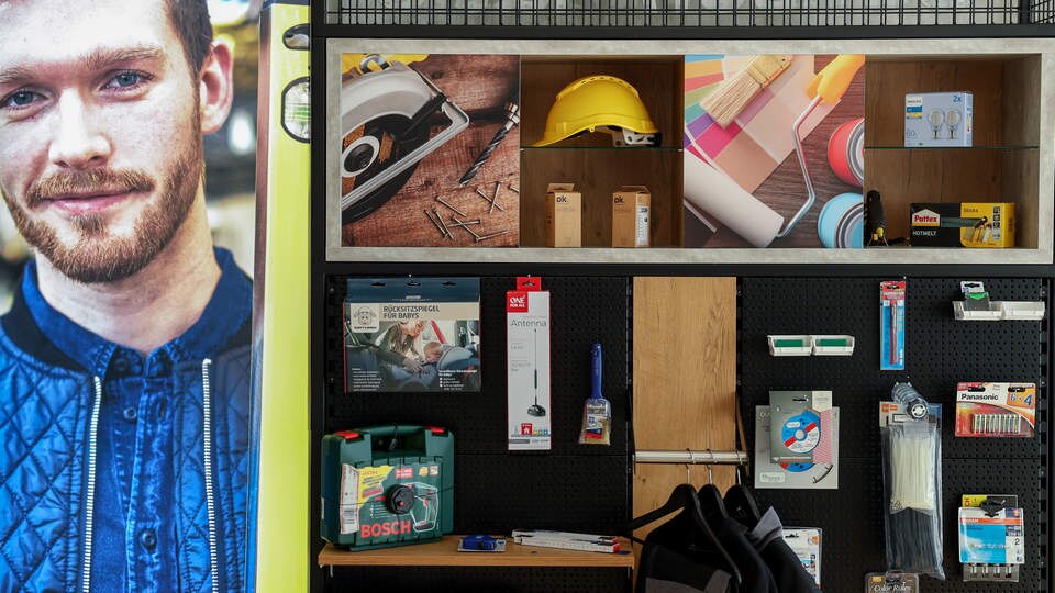 interior wall of retail experience center dusseldorf displaying loss prevention technology