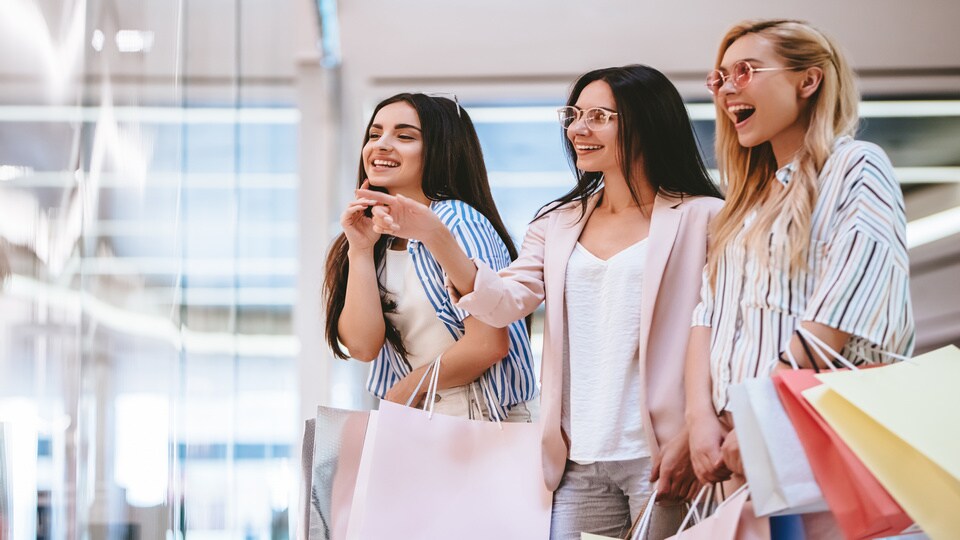 3 women in a Mall